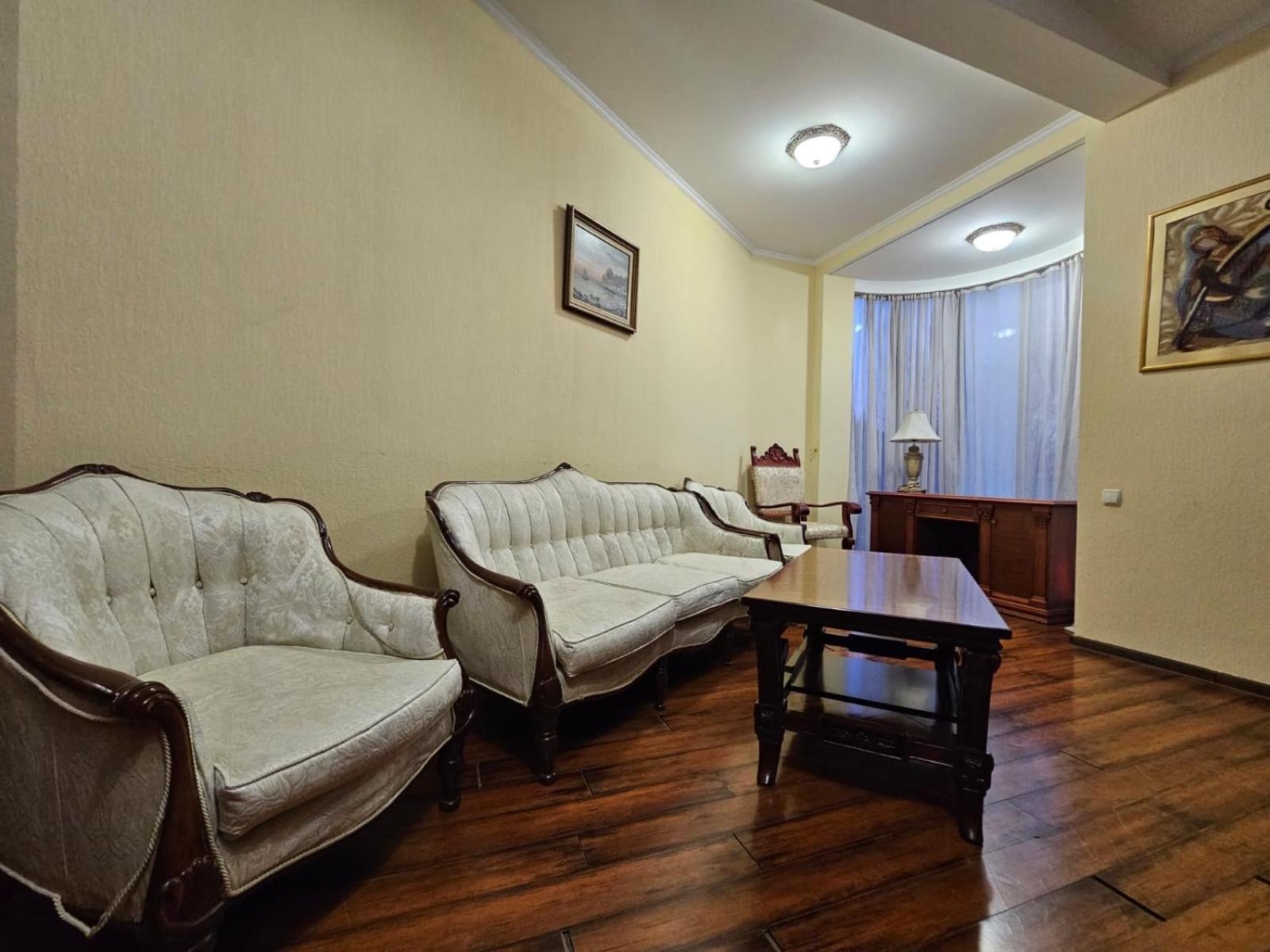 Aeetes Palace Кутаиси Екстериор снимка